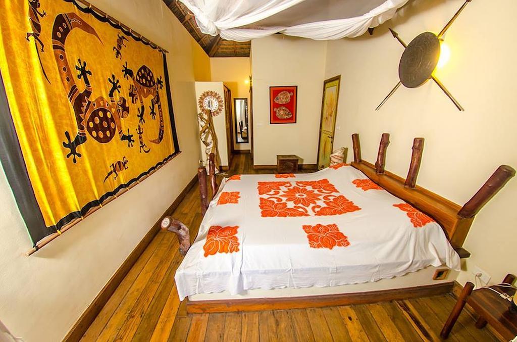 Le Zahir Lodge Ambatoloaka  Habitación foto